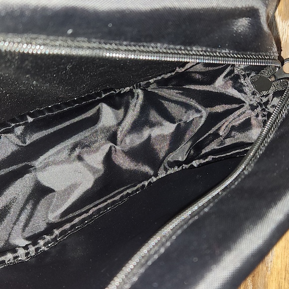 NWOT Basics Black Cosmetic Makeup Toiletry Bag Case - Picture 4 of 11